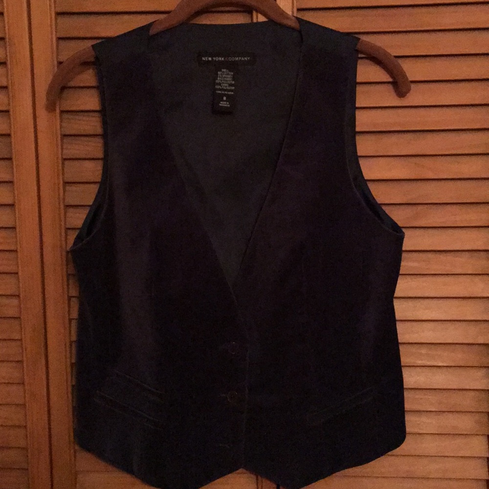 NEW YORK & COMPANY BLUE VELVET VEST